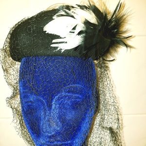 VINTAGE BLACK VELOUR VELOUR HAT WITH VEIL 1850'S